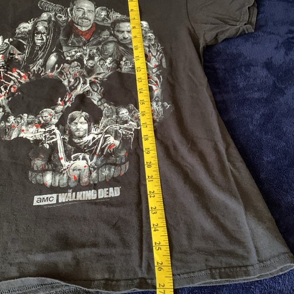 Walking Dead vintage black tshirt. Good condition, smoke free home - Picture 5 of 6